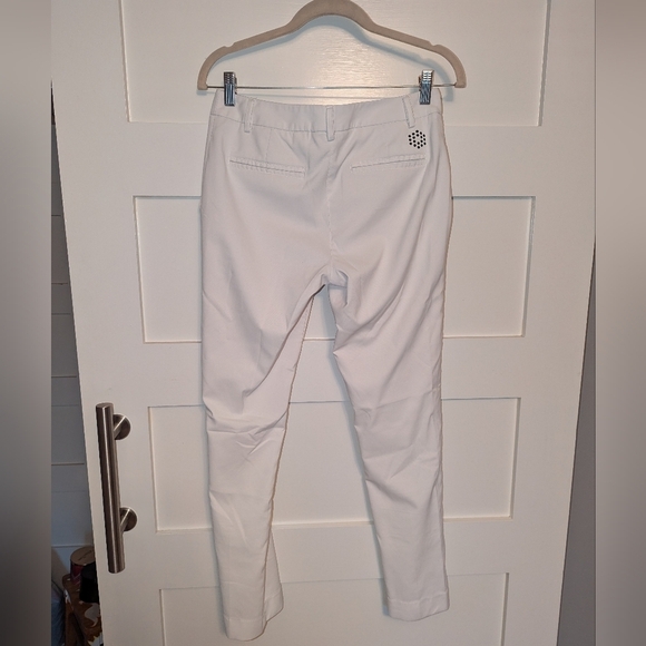Women's PUMA Performance white pants size 2. Golf or athletic pants. - Picture 3 of 3